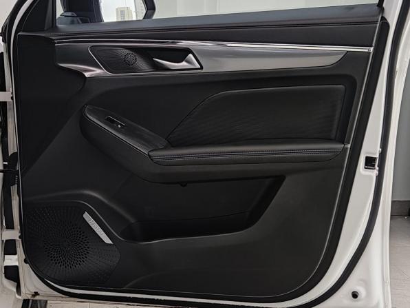 Haval Jolion I Рестайлинг с пробегом 2024 года, цена 2 297 000 рублей, 11794 км, внедорожник, Автокод Объявления