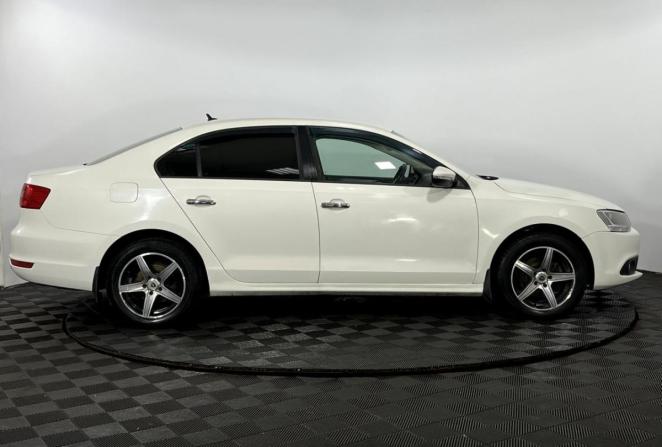 Volkswagen Jetta V с пробегом 2011 года, цена 650 000 рублей, 240000 км, седан, Автокод Объявления