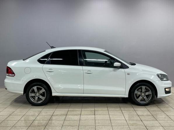 Volkswagen Polo V Рестайлинг с пробегом 2018 года, цена 1 190 000 рублей, 147755 км, седан, Автокод Объявления