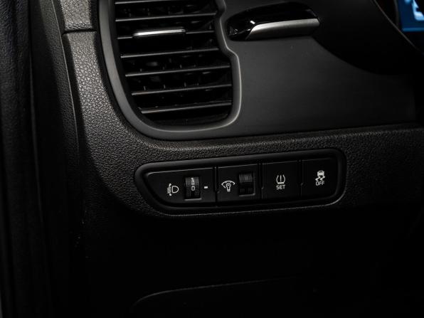 Kia Rio IV с пробегом 2019 года, цена 1 670 000 рублей, 34382 км, седан, Автокод Объявления