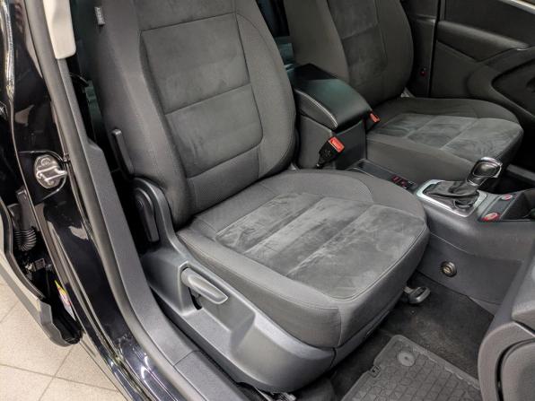 Volkswagen Tiguan I Рестайлинг с пробегом 2013 года, цена 1 640 000 рублей, 92227 км, внедорожник, Автокод Объявления