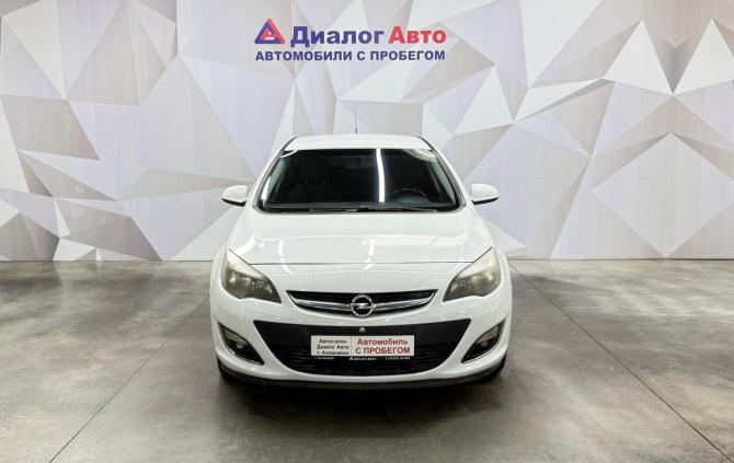 Opel Astra J Рестайлинг с пробегом 2012 года, цена 580 000 рублей, 230236 км, седан, Автокод Объявления