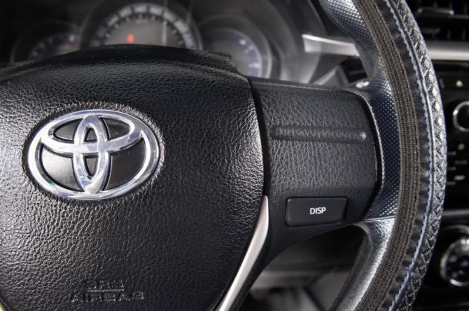 Toyota Corolla XI (E160 E170 E180) с пробегом 2013 года, цена 1 169 000 рублей, 147500 км, седан, Автокод Объявления