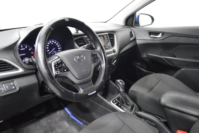 Hyundai Solaris II с пробегом 2018 года, цена 1 199 000 рублей, 190000 км, седан, Автокод Объявления