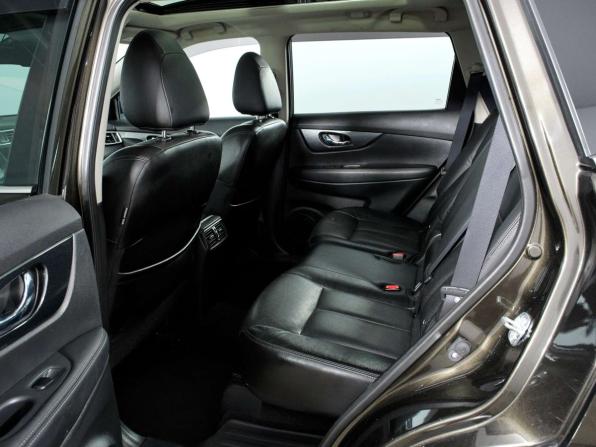 Nissan X-Trail III с пробегом 2015 года, цена 1 728 000 рублей, 200406 км, внедорожник, Автокод Объявления