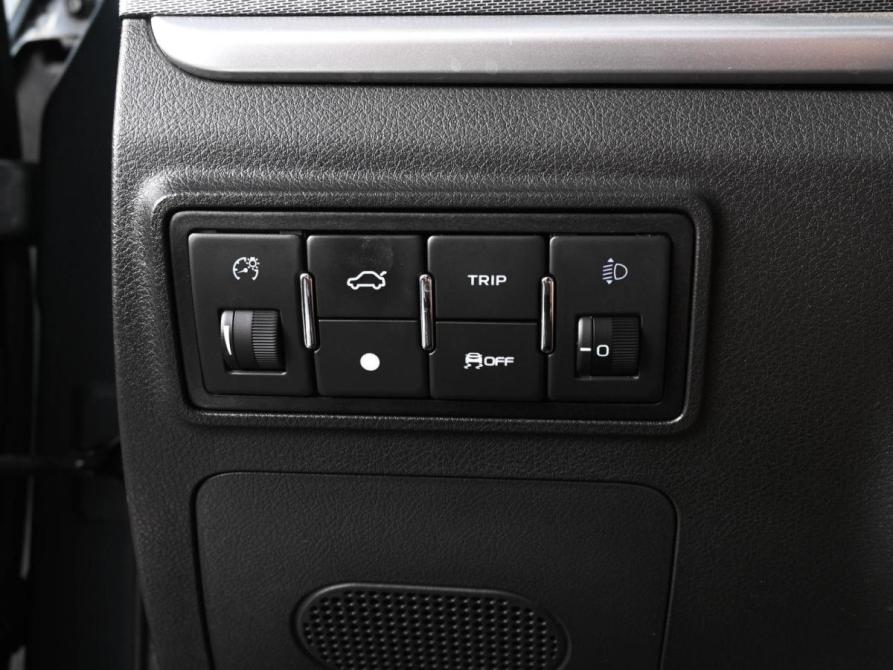 Geely Emgrand 7 I Рестайлинг Ростов-на-Дону  - изображение 16
