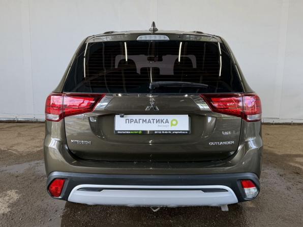 Mitsubishi Outlander III Рестайлинг 3 с пробегом 2018 года, цена 1 880 000 рублей, 97709 км, внедорожник, Автокод Объявления