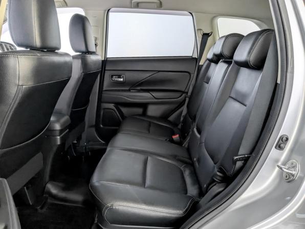 Mitsubishi Outlander III Рестайлинг 2 с пробегом 2015 года, цена 1 795 000 рублей, 158255 км, внедорожник, Автокод Объявления