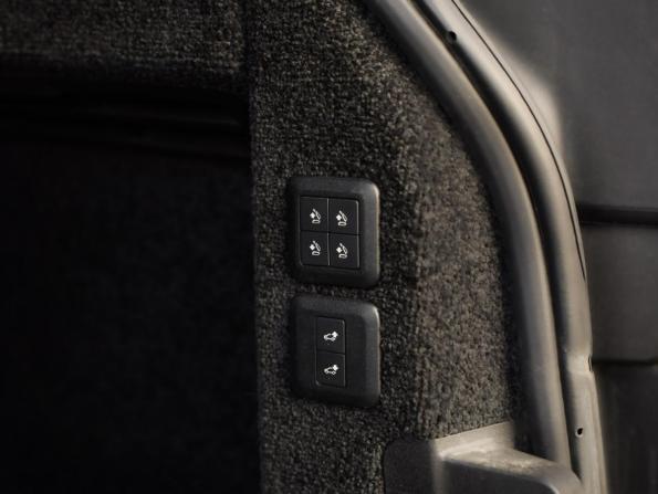 Land Rover Range Rover IV Рестайлинг с пробегом 2019 года, цена 5 870 799 рублей, 153316 км, внедорожник, Автокод Объявления
