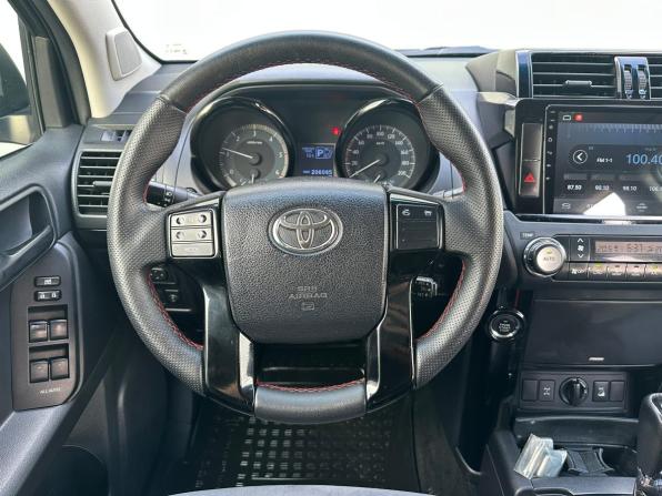 Toyota Land Cruiser Prado 150 Series Рестайлинг 1 с пробегом 2016 года, цена 3 663 000 рублей, 206085 км, внедорожник, Автокод Объявления