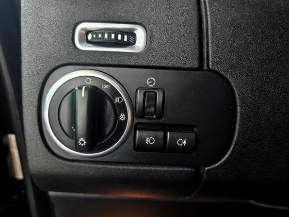 Land Rover Discovery IV с пробегом 2012 года, цена 1 642 000 рублей, 288346 км, внедорожник, Автокод Объявления