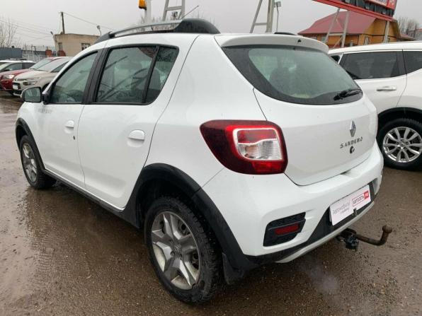 Renault Sandero II Рестайлинг с пробегом 2020 года, цена 965 000 рублей, 107030 км, хэтчбек, Автокод Объявления