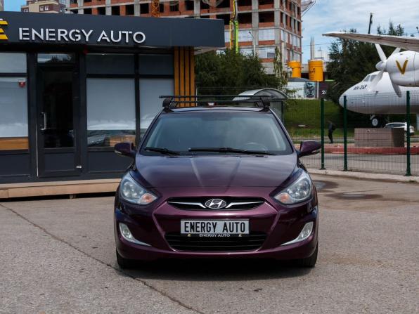 Hyundai Solaris I с пробегом 2013 года, цена 640 000 рублей, 227213 км, хэтчбек, Автокод Объявления