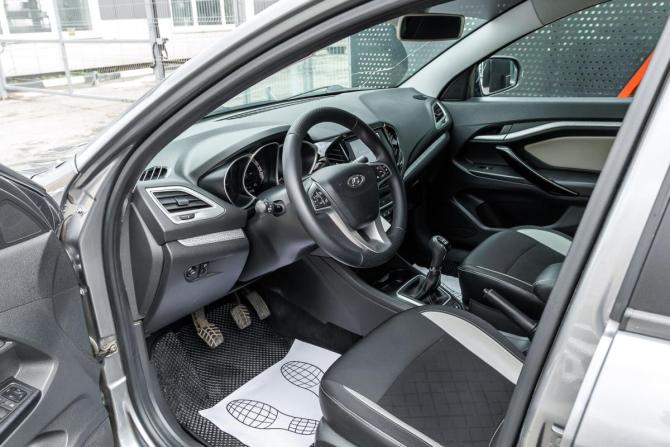 Lada (ВАЗ) Vesta I с пробегом 2018 года, цена 980 000 рублей, 82111 км, седан, Автокод Объявления