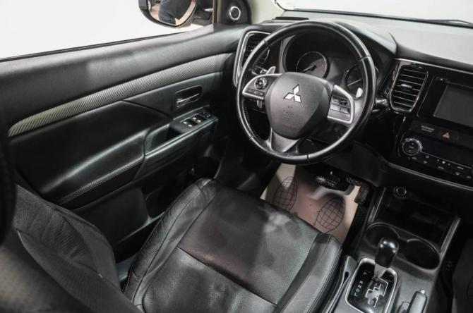 Mitsubishi Outlander III с пробегом 2013 года, цена 1 829 000 рублей, 218000 км, внедорожник, Автокод Объявления