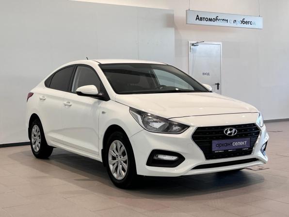 Hyundai Solaris II с пробегом 2018 года, цена 1 199 000 рублей, 244583 км, седан, Автокод Объявления