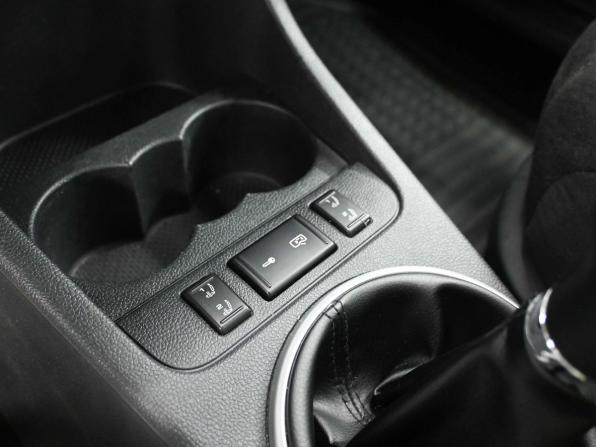 Skoda Fabia II Рестайлинг с пробегом 2012 года, цена 819 900 рублей, 65732 км, хэтчбек, Автокод Объявления
