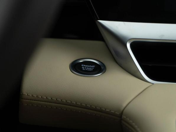 Geely Monjaro I Рестайлинг с пробегом 2025 года, цена 4 345 055 рублей, 60 км, внедорожник, Автокод Объявления