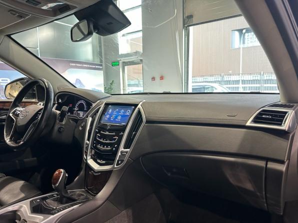 Cadillac SRX II Рестайлинг с пробегом 2013 года, цена 1 490 000 рублей, 125299 км, внедорожник, Автокод Объявления