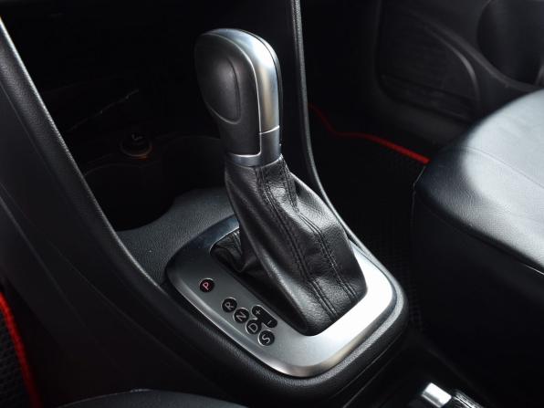 Volkswagen Polo V Рестайлинг с пробегом 2016 года, цена 1 049 995 рублей, 149983 км, седан, Автокод Объявления