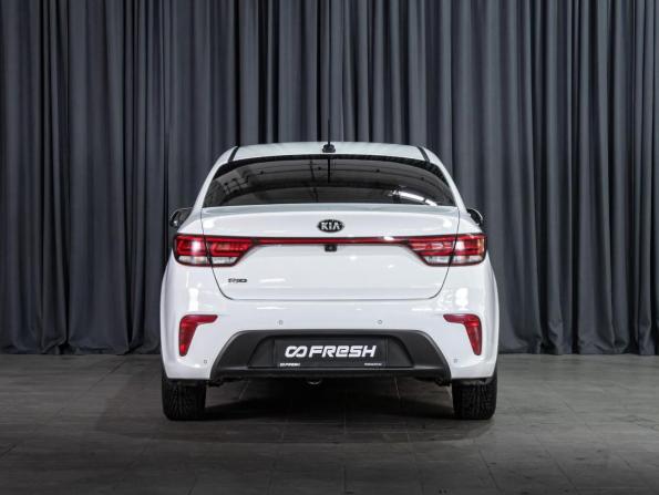 Kia Rio IV с пробегом 2018 года, цена 1 389 000 рублей, 173731 км, седан, Автокод Объявления