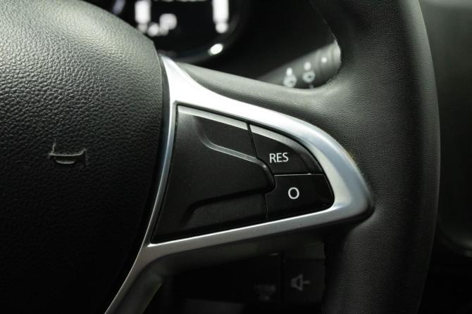 Renault Sandero II Рестайлинг с пробегом 2019 года, цена 1 270 000 рублей, 119100 км, хэтчбек, Автокод Объявления