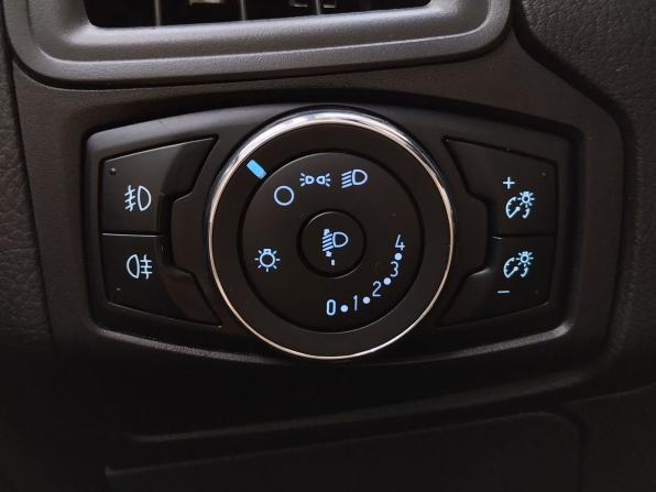 Ford Focus III с пробегом 2013 года, цена 850 000 рублей, 146139 км, хэтчбек, Автокод Объявления