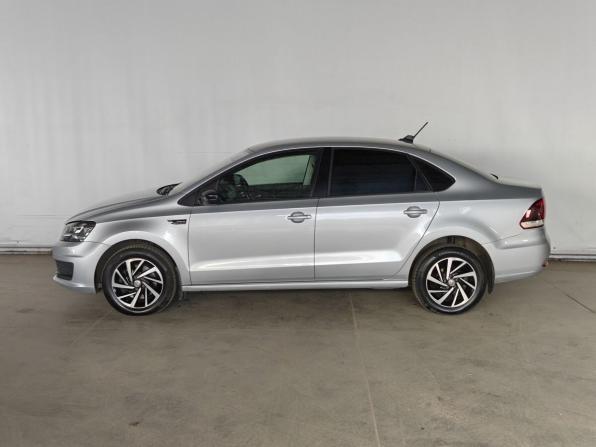 Volkswagen Polo V Рестайлинг с пробегом 2018 года, цена 1 330 000 рублей, 130075 км, седан, Автокод Объявления
