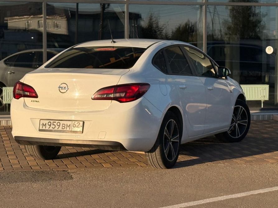 Opel Astra J Рестайлинг Калуга  - изображение 4
