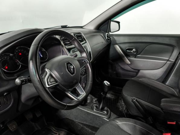 Renault Logan II Рестайлинг с пробегом 2021 года, цена 999 000 рублей, 99862 км, седан, Автокод Объявления