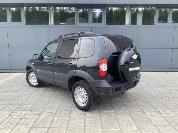Chevrolet Niva I Рестайлинг с пробегом 2016 года, цена 629 000 рублей, 176000 км, внедорожник, Автокод Объявления