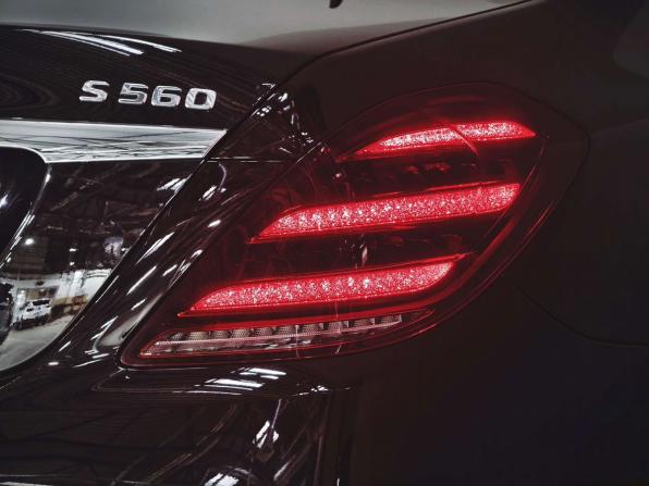 Mercedes-Benz Maybach S-Класс I (X222) Рестайлинг с пробегом 2017 года, цена 6 599 000 рублей, 111802 км, седан, Автокод Объявления