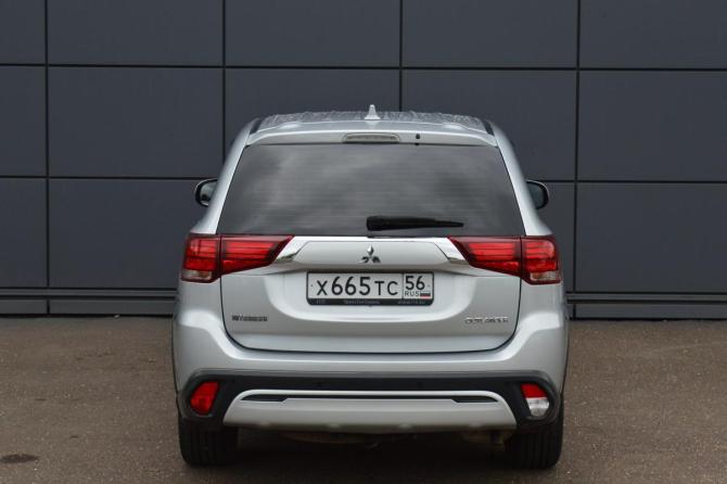 Mitsubishi Outlander III Рестайлинг 3 с пробегом 2019 года, цена 1 920 000 рублей, 95004 км, внедорожник, Автокод Объявления