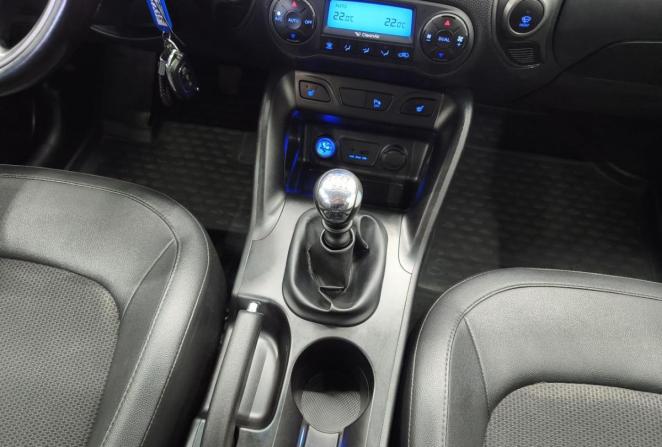 Hyundai ix35 I Рестайлинг с пробегом 2014 года, цена 1 330 000 рублей, 176891 км, внедорожник, Автокод Объявления