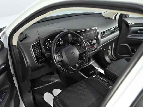 Mitsubishi Outlander III Рестайлинг 3 с пробегом 2019 года, цена 2 149 000 рублей, 110000 км, внедорожник, Автокод Объявления