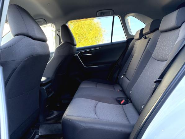Toyota RAV4 V (XA50) с пробегом 2021 года, цена 2 990 000 рублей, 137630 км, внедорожник, Автокод Объявления