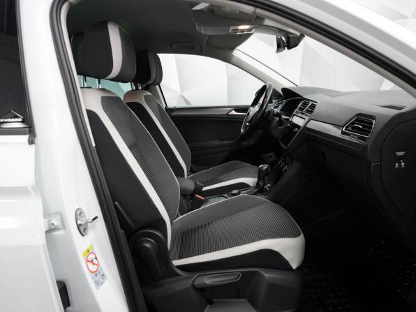 Volkswagen Tiguan II с пробегом 2019 года, цена 2 442 000 рублей, 156928 км, внедорожник, Автокод Объявления