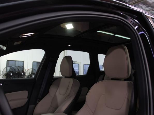Volvo XC60 II Рестайлинг 2 с пробегом 2025 года, цена 6 050 000 рублей, 20 км, внедорожник, Автокод Объявления