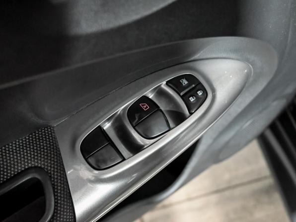 Nissan Juke I с пробегом 2012 года, цена 900 000 рублей, 129698 км, внедорожник, Автокод Объявления