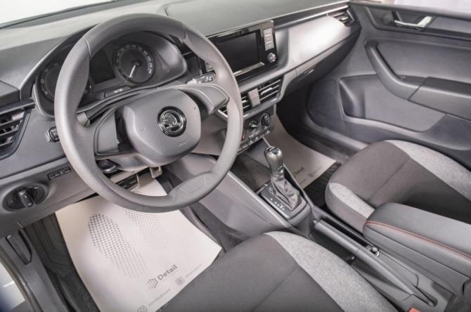 Skoda Rapid II с пробегом 2021 года, цена 1 469 000 рублей, 45000 км, лифтбек, Автокод Объявления