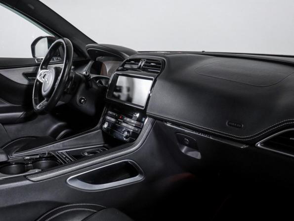 Jaguar F-Pace I с пробегом 2016 года, цена 2 690 000 рублей, 122595 км, внедорожник, Автокод Объявления