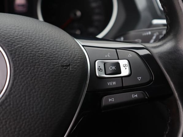 Volkswagen Tiguan II с пробегом 2019 года, цена 2 180 000 рублей, 151695 км, внедорожник, Автокод Объявления