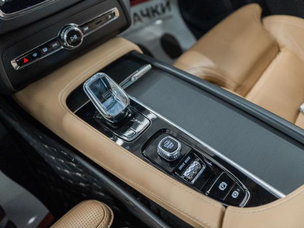 Volvo XC90 II Рестайлинг 1 с пробегом 2021 года, цена 6 360 000 рублей, 94427 км, внедорожник, Автокод Объявления