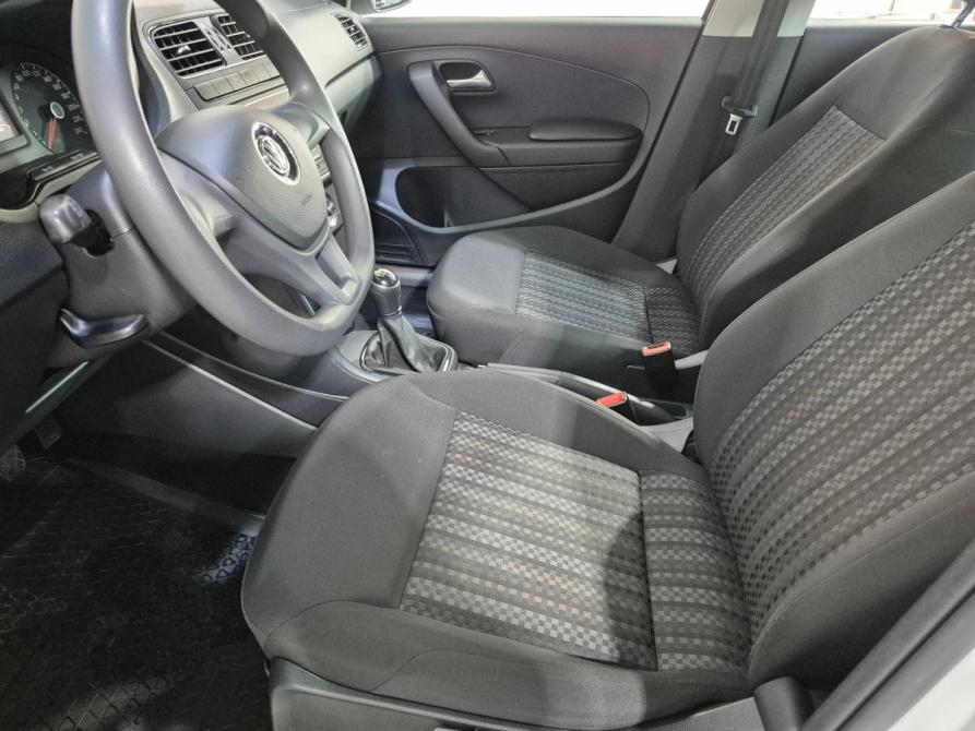 Volkswagen Polo V Рестайлинг Воронеж  - изображение 12