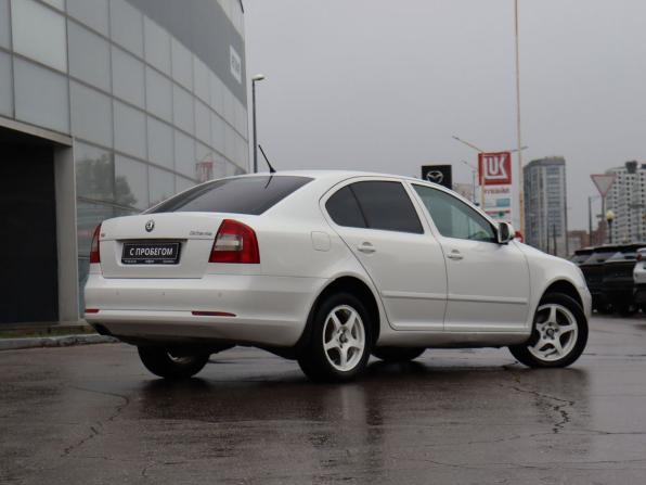Skoda Octavia II (A5) Рестайлинг с пробегом 2011 года, цена 750 000 рублей, 207561 км, лифтбек, Автокод Объявления