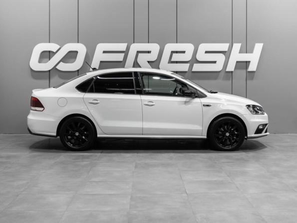 Volkswagen Polo V Рестайлинг с пробегом 2017 года, цена 1 279 000 рублей, 160415 км, седан, Автокод Объявления