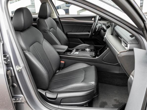 Kia K5 III с пробегом 2024 года, цена 3 288 000 рублей, 60642 км, седан, Автокод Объявления