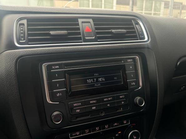 Volkswagen Jetta VI с пробегом 2012 года, цена 590 000 рублей, 291544 км, седан, Автокод Объявления