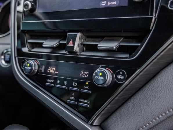 Toyota Camry VIII (XV70) Рестайлинг с пробегом 2021 года, цена 2 648 000 рублей, 172167 км, седан, Автокод Объявления