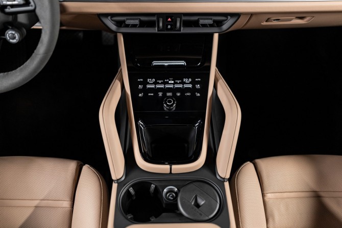 Новый Porsche Cayenne III Рестайлинг 2024 года, цена 23 472 200 рублей, внедорожник, Автокод Объявления